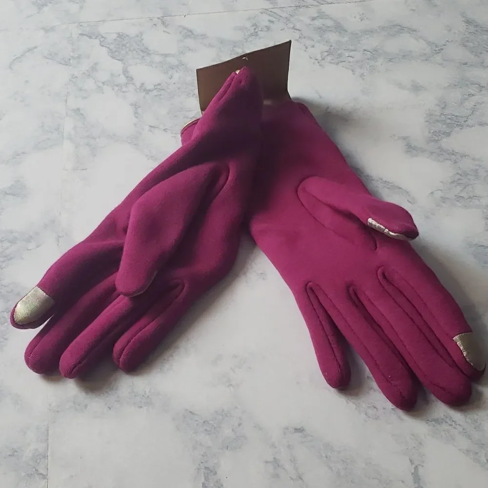 ‎Plum Gloves by Occasionally Made